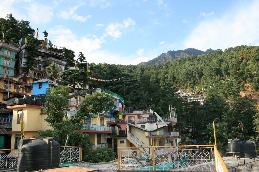 Green Hotel Dharamshala Exterior foto